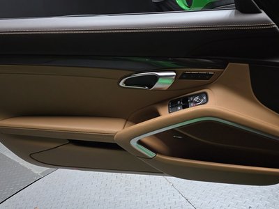 صورة مصغرة 14 لـ 2023 Porsche 718