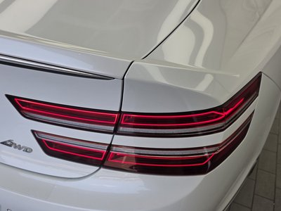 GENESIS G80 (RG3) - 10