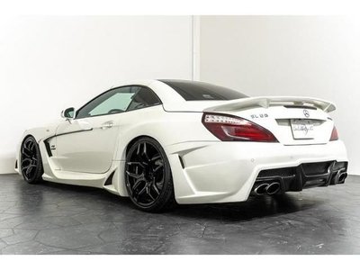 MERCEDES-BENZ SL AMG - 9