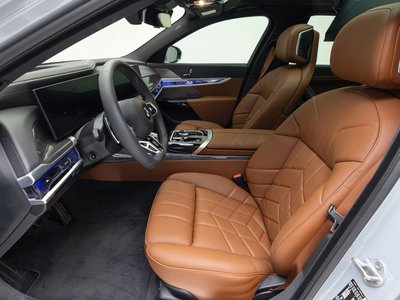 صورة 10 لـ 2026 BMW 7 SERIES