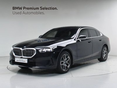 BMW 5 SERIES - 1