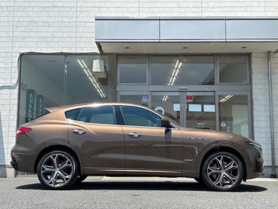 MASERATI LEVANTE - 8