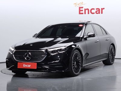 MERCEDES-BENZ E-CLASS - 1