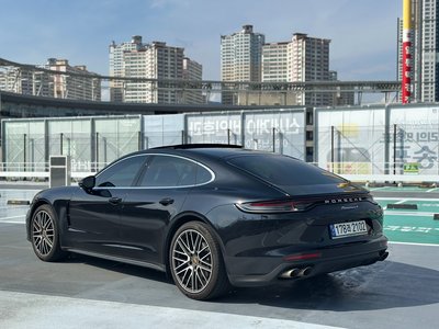 PORSCHE PANAMERA - 6