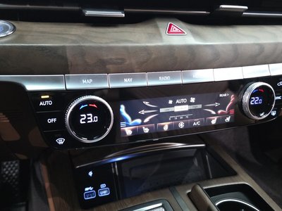 2022 Genesis G80 (RG3) thumbnail 17