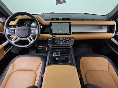 LAND ROVER DEFENDER - 5