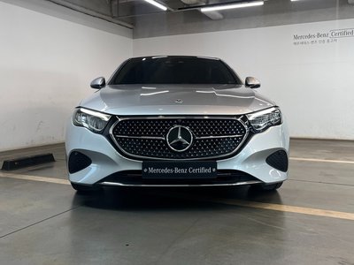 MERCEDES-BENZ E-CLASS - 2