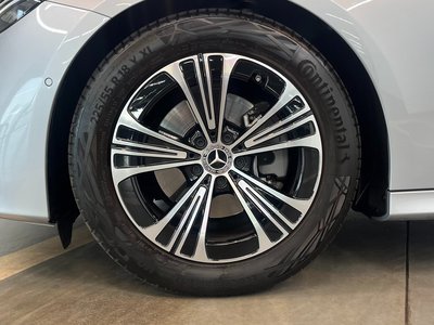 MERCEDES-BENZ E-CLASS - 6