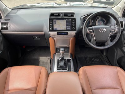 TOYOTA LAND CRUISER PRADO - 2