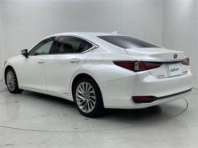 صورة مصغرة 38 لـ 2021 Lexus ES