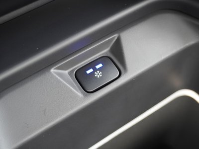 2022 LAND Rover DEFENDER — миниатюра 32