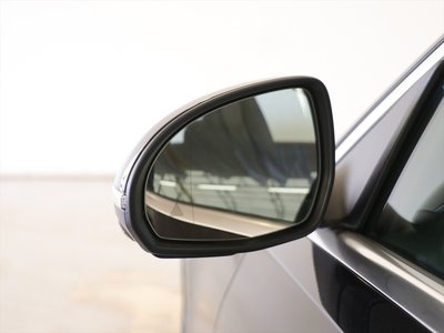 MERCEDES-BENZ C-CLASS - 6