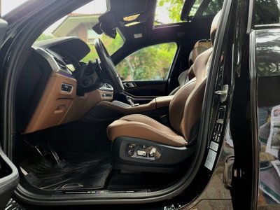 2023 BMW X5 M thumbnail 18