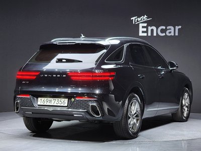 صورة 4 لـ 2022 Genesis GV70