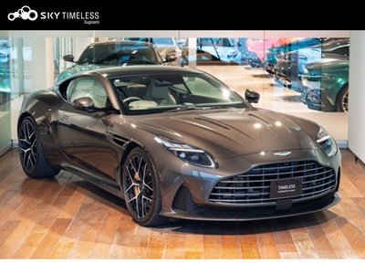 ASTON MARTIN DB12 - 2