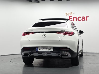 صورة 4 لـ 2024 Mercedes-BENZ GLC