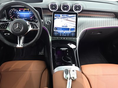 صورة 5 لـ 2024 Mercedes-BENZ GLC