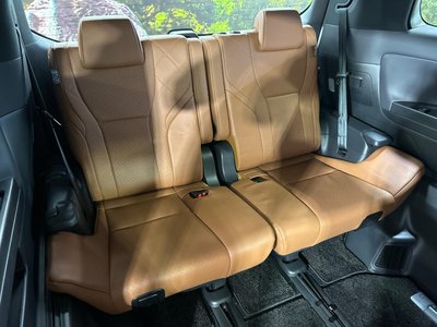 TOYOTA VELLFIRE - 10