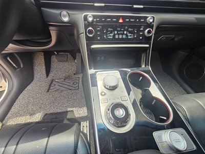GENESIS GV80 - 8