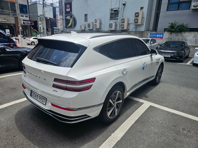 GENESIS GV80 - 3