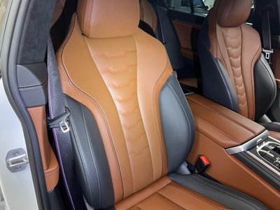 BMW 8 SERIES - 5