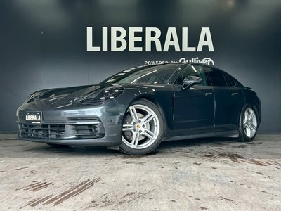 PORSCHE PANAMERA - 1