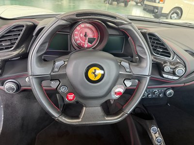 2017 Ferrari 488 SPIDER — миниатюра 17