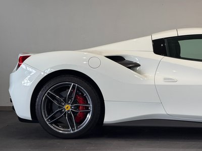2017 Ferrari 488 SPIDER — миниатюра 59