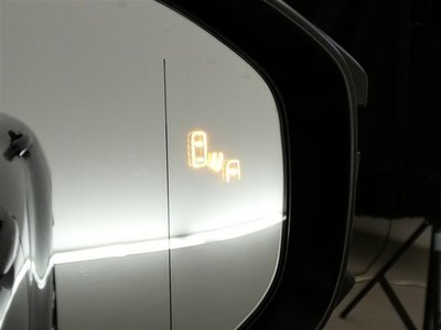 TOYOTA CROWN SPORT - 8