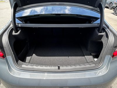 2025 BMW 3 SERIES — миниатюра 28