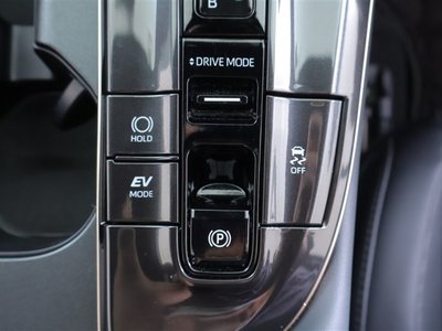 صورة مصغرة 12 لـ 2025 Toyota CROWN SPORT