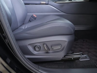 صورة مصغرة 24 لـ 2025 Toyota CROWN SPORT