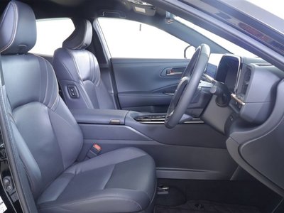 صورة مصغرة 25 لـ 2025 Toyota CROWN SPORT