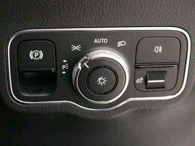 2021 Mercedes-BENZ GLA — миниатюра 13