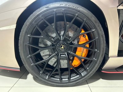 صورة مصغرة 38 لـ 2018 Lamborghini AVENTADOR