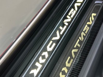 صورة مصغرة 20 لـ 2018 Lamborghini AVENTADOR