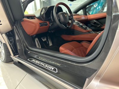 صورة مصغرة 32 لـ 2018 Lamborghini AVENTADOR