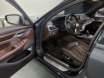 BMW 7 SERIES - 10