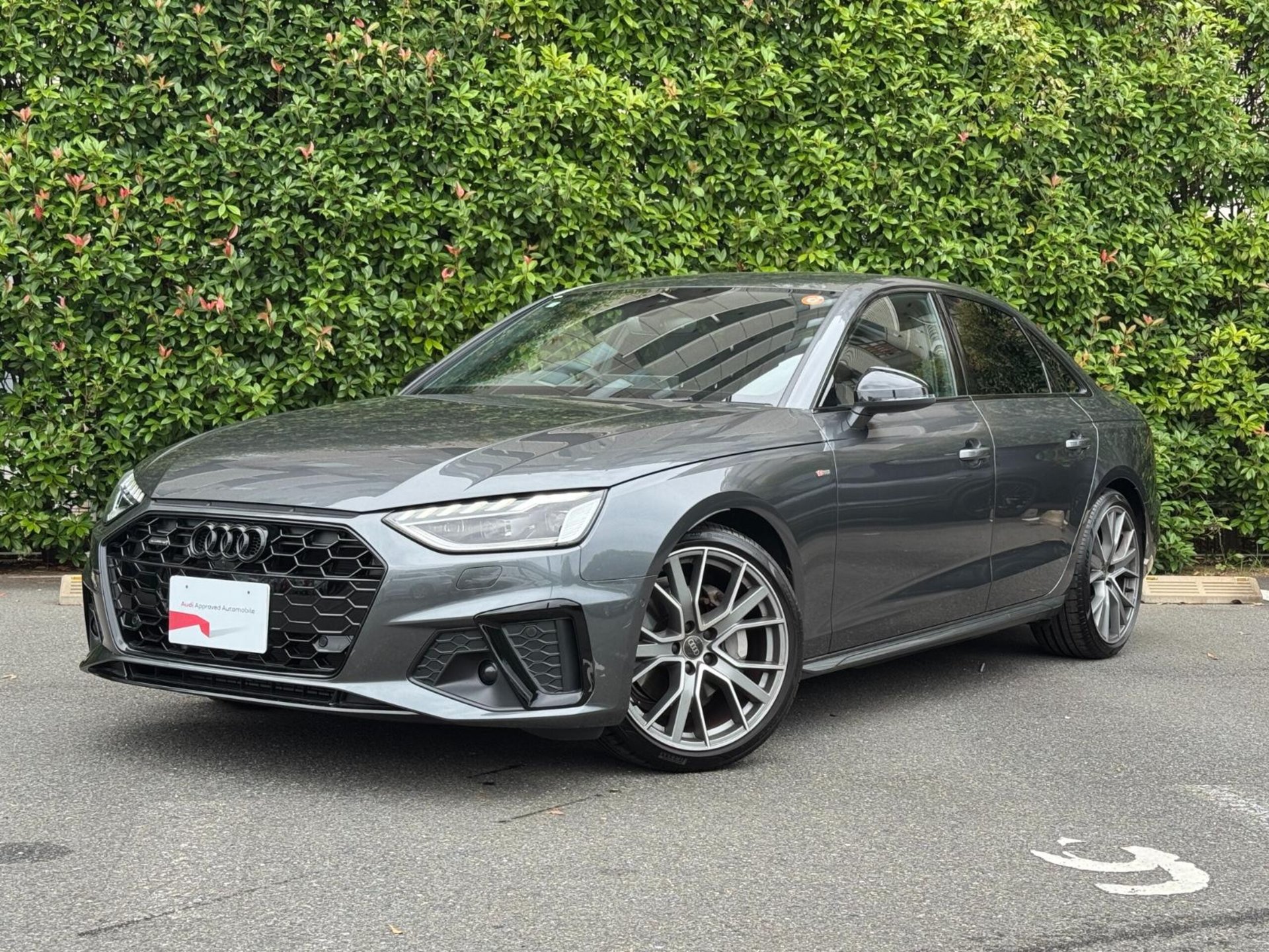 AUDI A4 - View 1