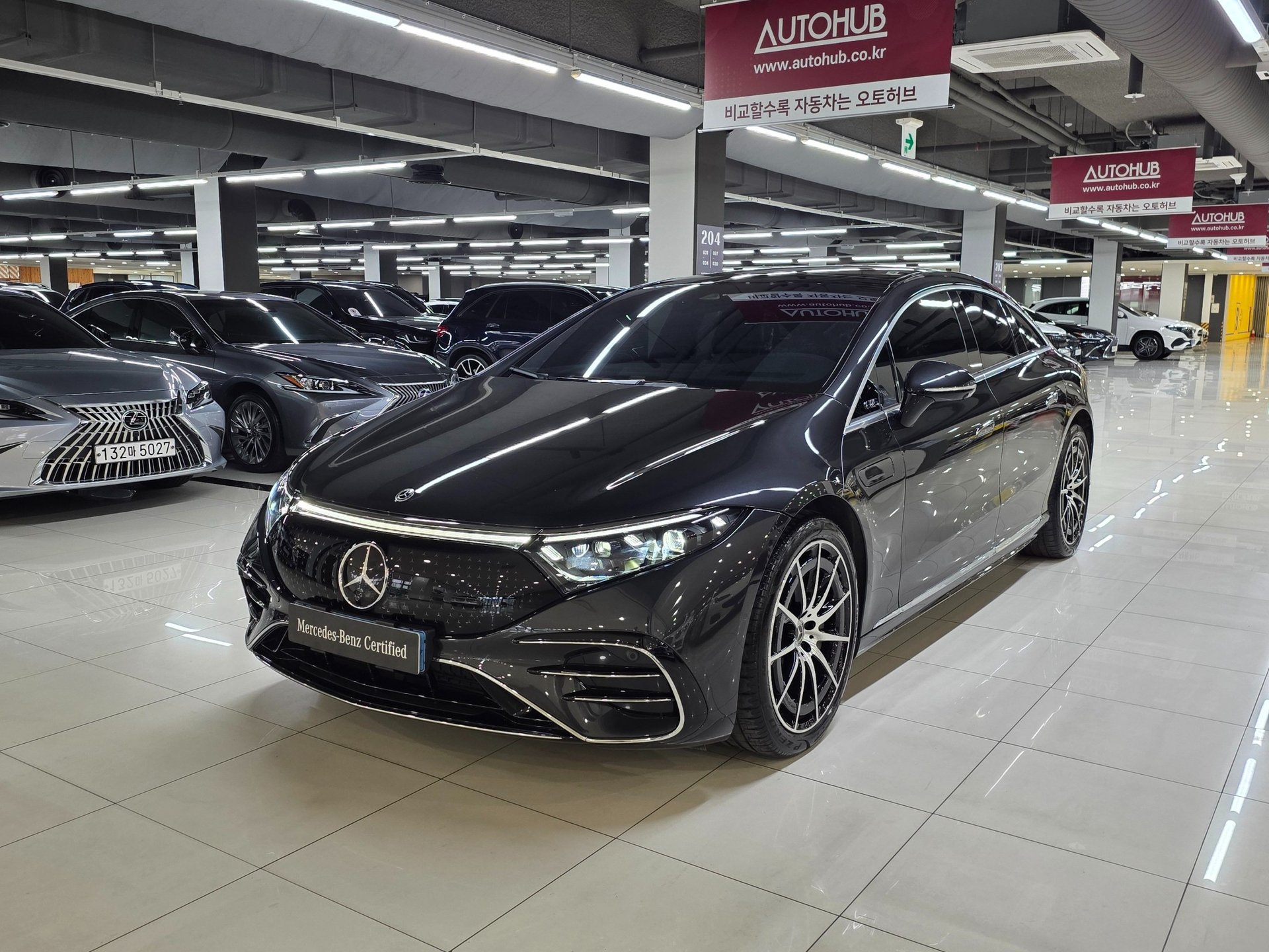 MERCEDES-BENZ EQS - View 1