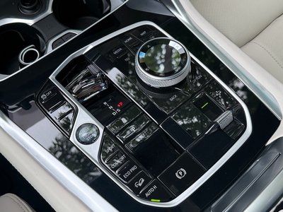 2025 BMW X6 缩略图 12