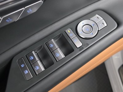 2024 Genesis GV80 thumbnail 28