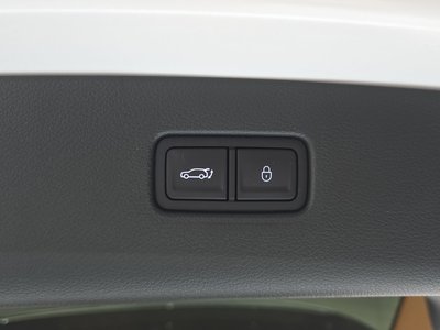 2024 Genesis GV80 thumbnail 31