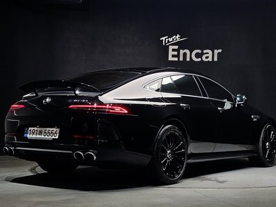 صورة 4 لـ 2021 Mercedes-BENZ GT AMG
