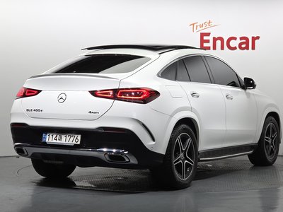 2021 Mercedes-BENZ GLE — фото 4