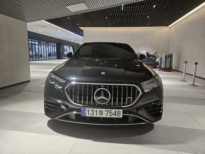 MERCEDES-BENZ E-CLASS - 1