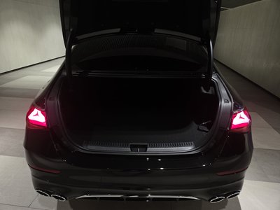 MERCEDES-BENZ E-CLASS - 6