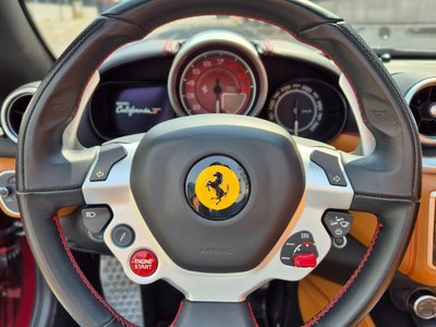 FERRARI CALIFORNIA - 8