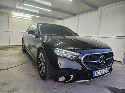 MERCEDES-BENZ E-CLASS - 3