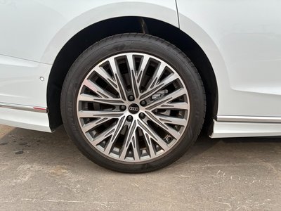 صورة مصغرة 52 لـ 2025 AUDI A8